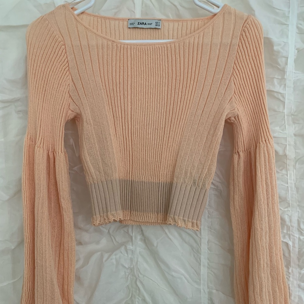 NWOT✨ Zara Bell Sleeved Blouse